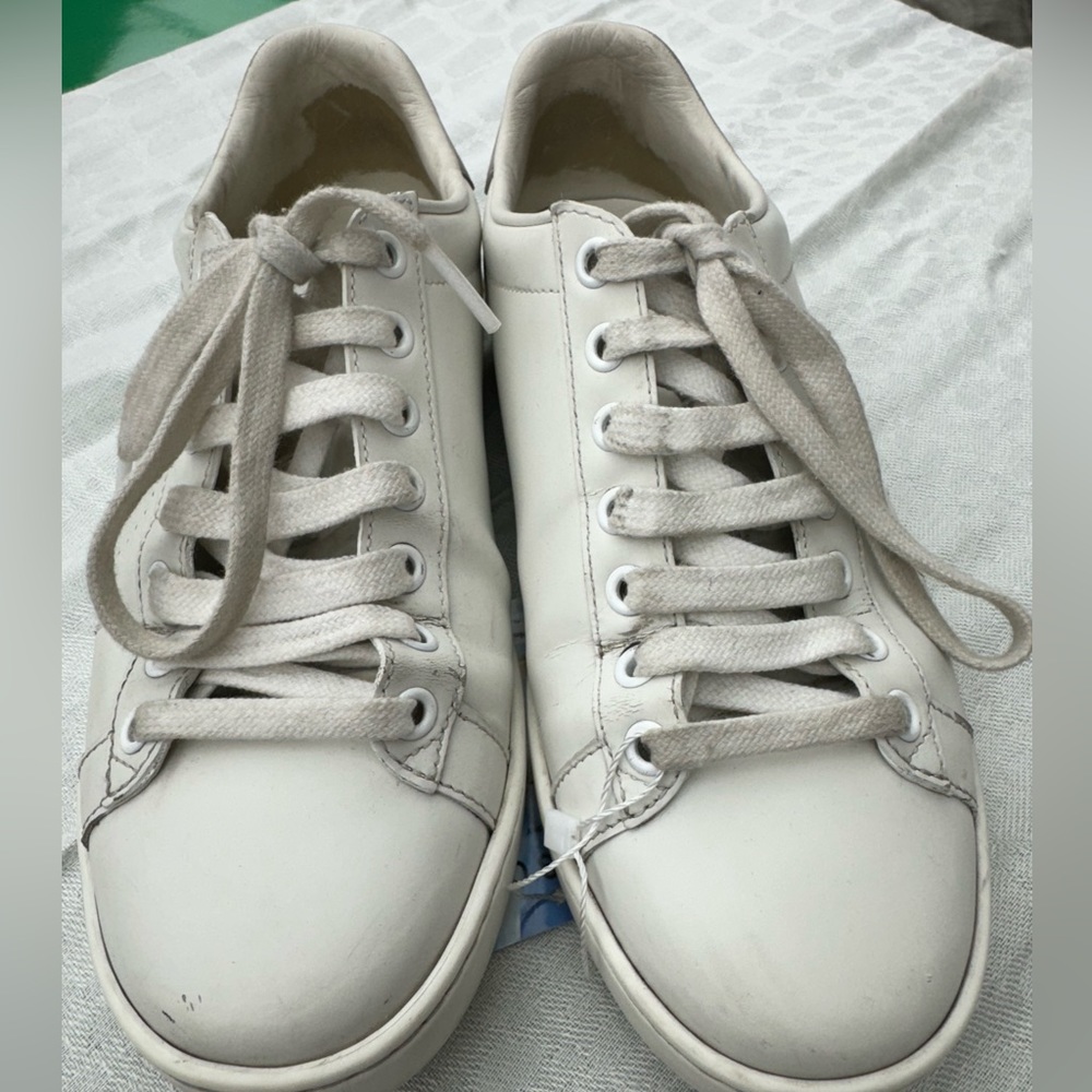 Gucci women sneakers size 5.5